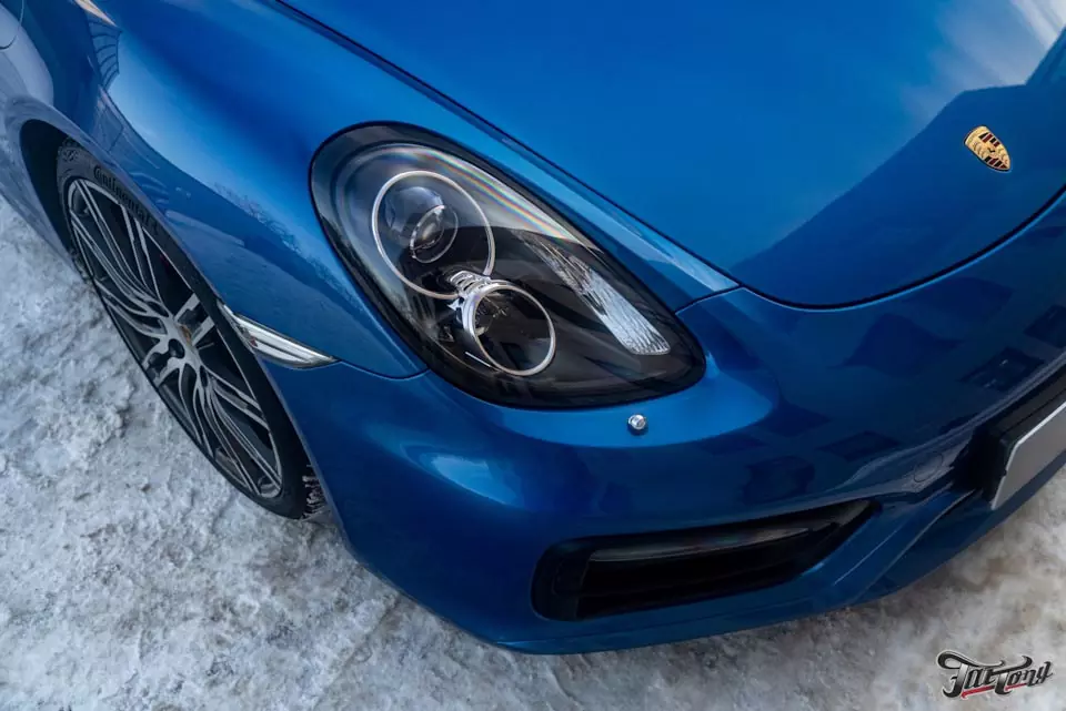 Porsche Cayman. Частичный окрас кузова, оклейка в полиуретан зон риска и керамика.